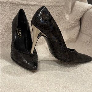 PETRA Firenze of Italy heels, chic snakeskin pump with silver heel